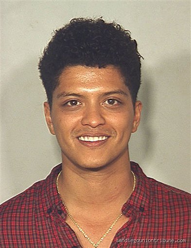 What is Bruno Mars accused of? Separating the casino debt rumors from artistic realities