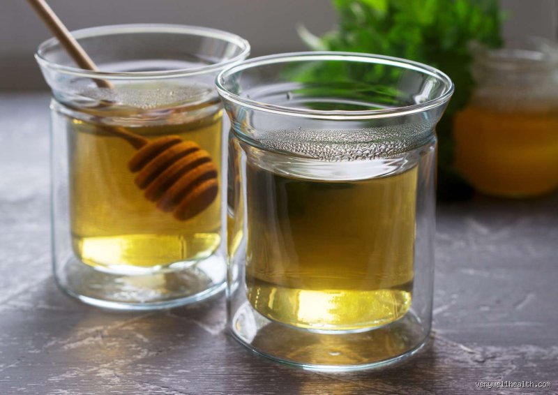 What happens if I drink water with honey every day?