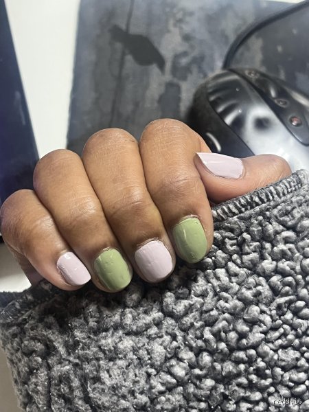 Is Halal Nail Polish Really Halal on Reddit? The Deep Dive Into Internet Skepticism and Water Permeability Claims