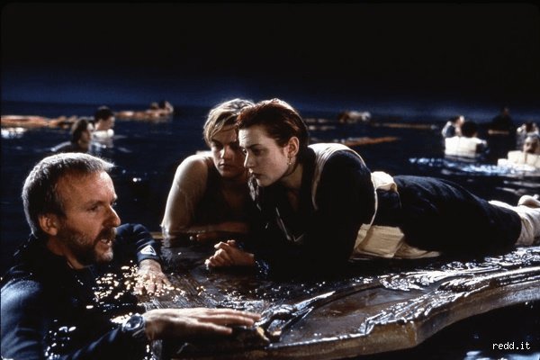 How cold was Titanic water?