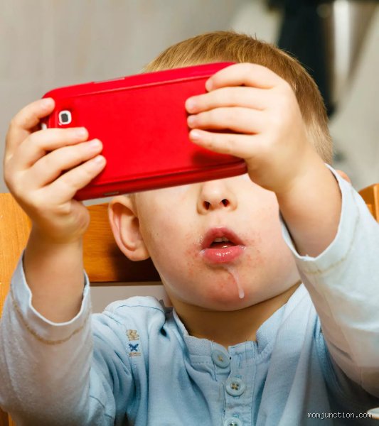 Is It Normal for a 7 Year Old to Drool? When to Expect Dry Pillows and When to See a Specialist
