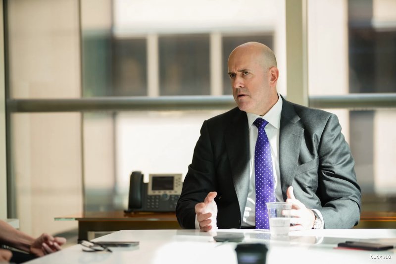 High Finance, Private Keys: Where Does Harvey Schwartz Live Today and How Does His Real Estate Footprint Reflect His Career?