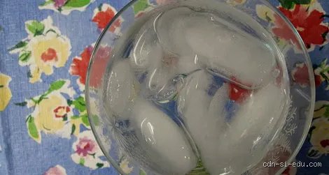 The Real Reason Europeans Refuse to Drink Ice Water: A Cultural and Physiological Deep Dive