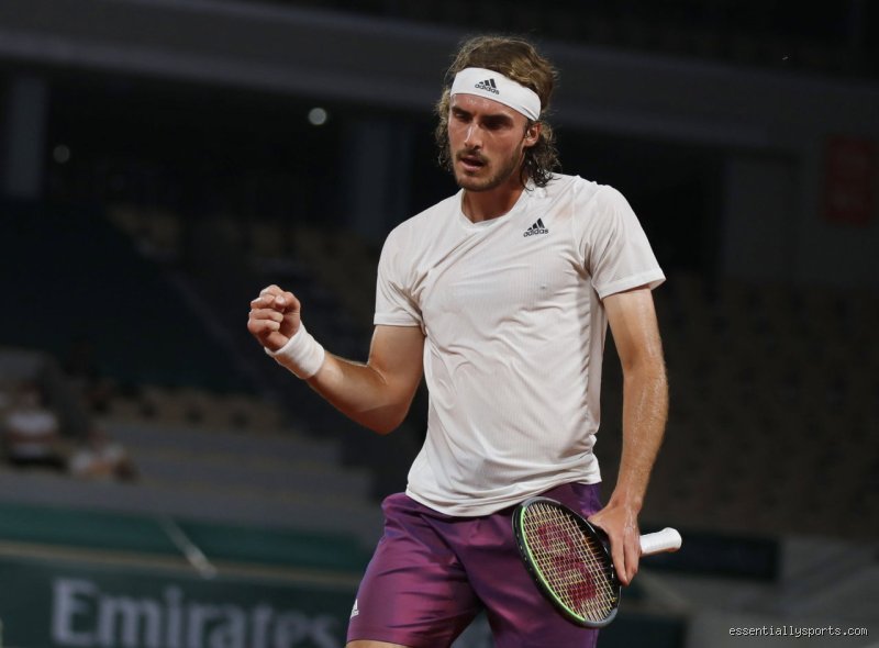 Which tennis player speaks multiple languages?