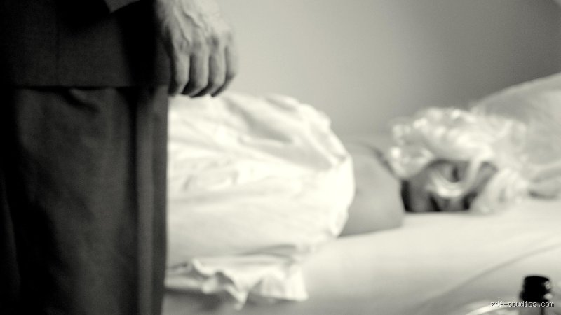 The final hours: What Marilyn Monroe was holding and the enigma of her death