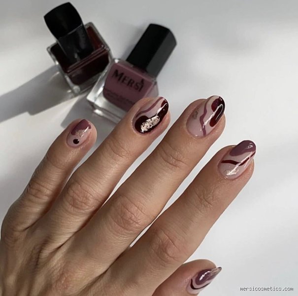 Beyond the Water Barrier: The High-Stakes Chemistry and Controversies Behind Halal Nail Gel