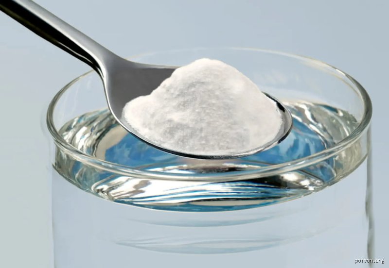 Is it good to take a spoonful of baking soda every day? The dangerous myth behind the ultimate kitchen counter cure-all