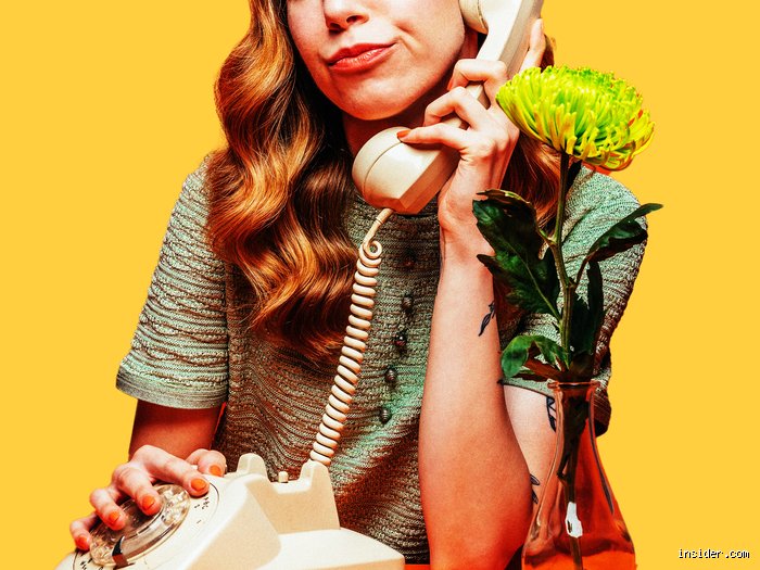 The Real Reason Why Gen Z Doesn't Say Hello and How It's Rewiring the Workplace