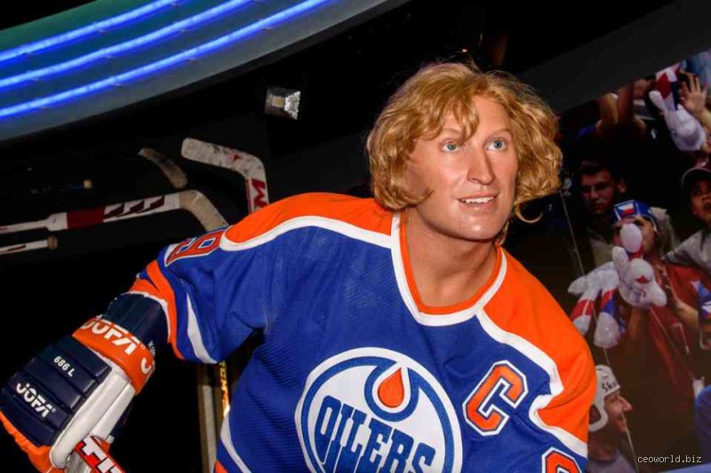 Who is the richest hockey player in the world? Unmasking the ice hockey fortunes