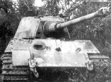 Could a Sherman firefly destroy a tiger II?
