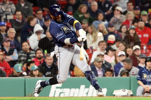 The Elusive Myth of the Four-Digit Slugger: Has Anyone Hit 1000 Home Runs in Professional Baseball History?