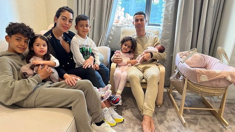 The Heartbreaking Truth Behind the Headlines: Did One of Ronaldo’s Sons Pass Away and How the Media Handled the Tragedy