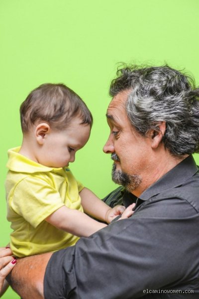 The Biological Reality Behind the Question: Can a 50 Year Old Man Father a Child Naturally?