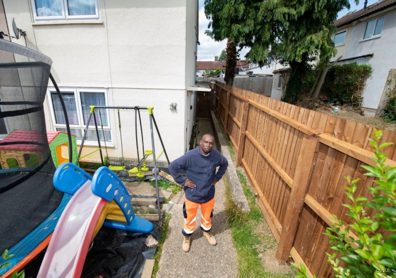 Can My Neighbour Put Up a 6 Foot Fence? The Definitive Guide to Boundary Law and Planning Reality